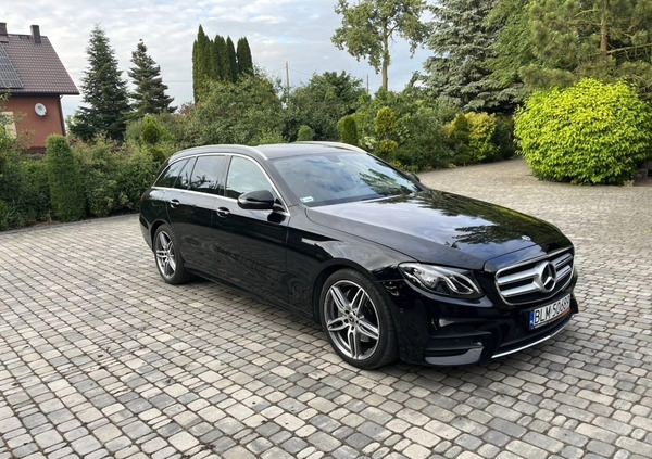 Mercedes-Benz Klasa E cena 139000 przebieg: 149000, rok produkcji 2019 z Nowy Tomyśl małe 37